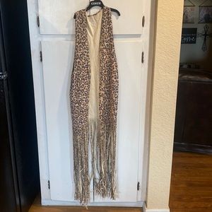 New leopard western best with silver studs and fringe